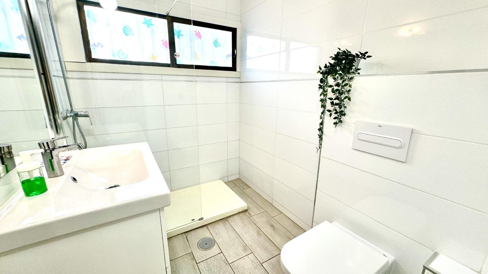 Sur Y Sol Junto Al Mar By Deihu Experiences Apartamento Los Cristianos  Exterior foto