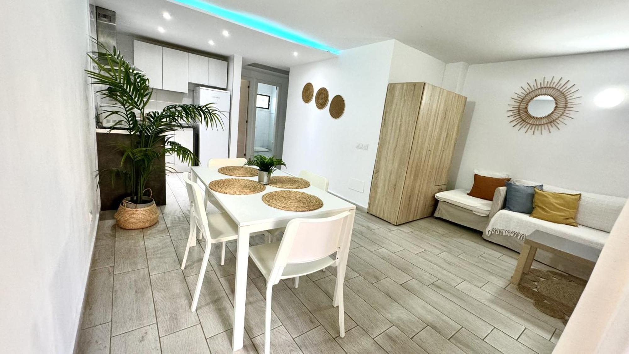 Sur Y Sol Junto Al Mar By Deihu Experiences Apartamento Los Cristianos  Exterior foto