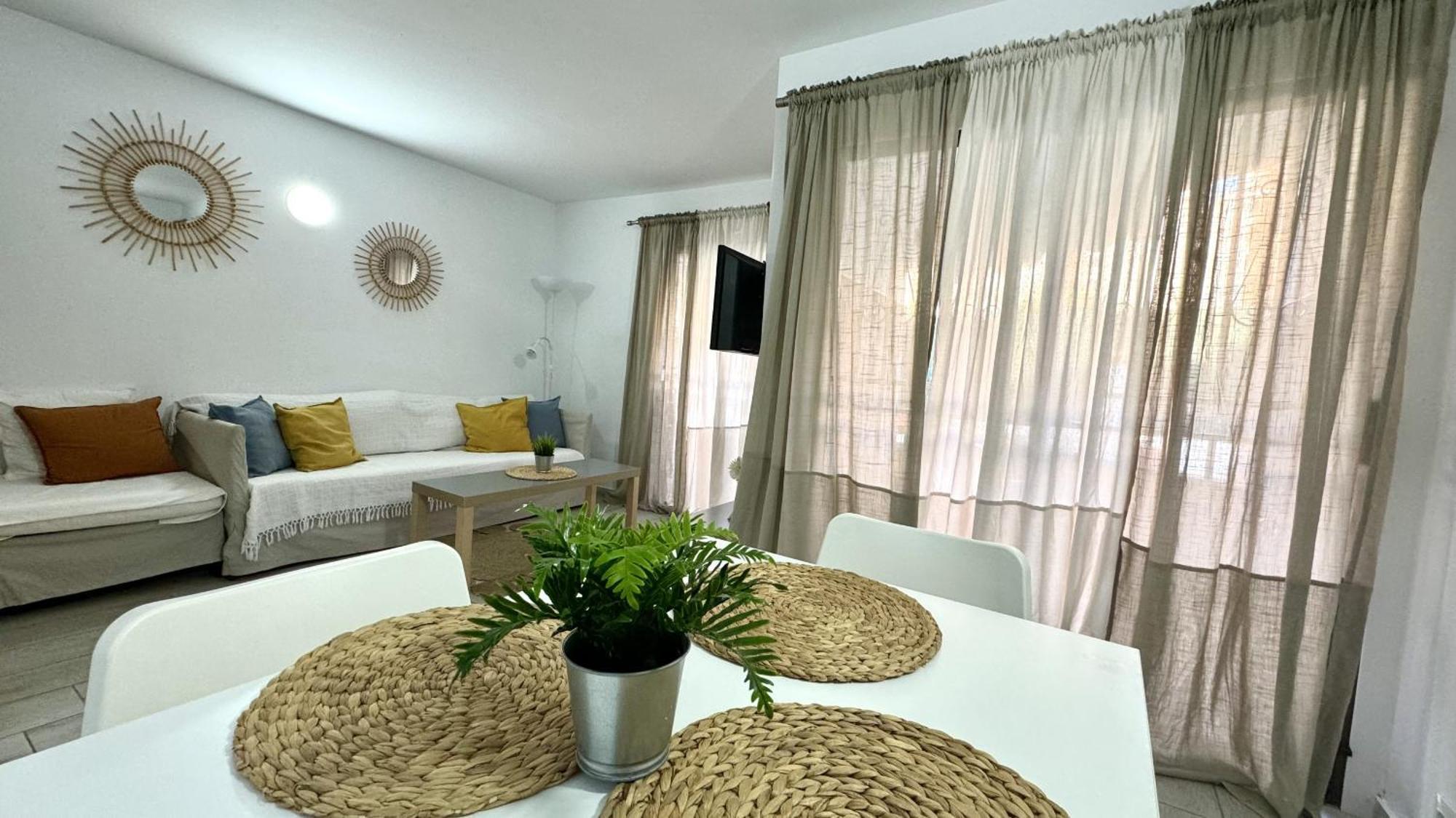 Sur Y Sol Junto Al Mar By Deihu Experiences Apartamento Los Cristianos  Exterior foto